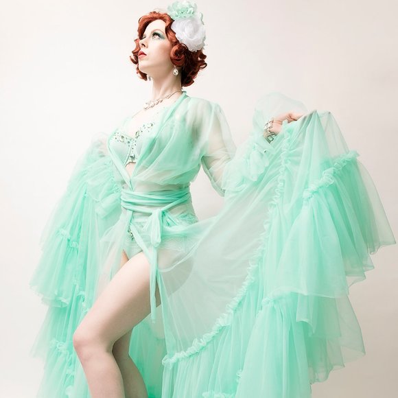 Meet your Posher, Kevlar - Picture 5 of 8